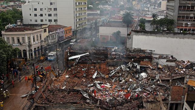 Una explosión destruye 40 viviendas y deja siete heridos en Río de Janeiro