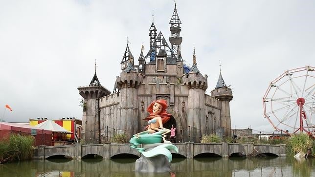 Vídeo: así fue el sueño macabro de Banksy en Dismaland