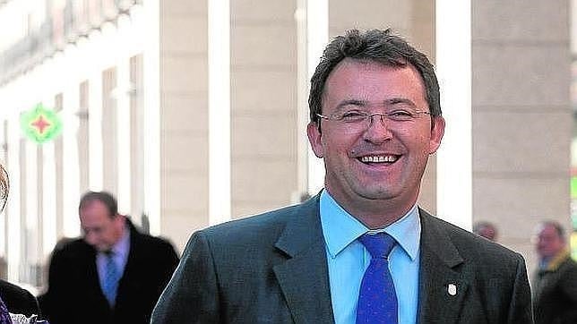 El PP aparta a su portavoz en la comisión de investigación sobre corrupción