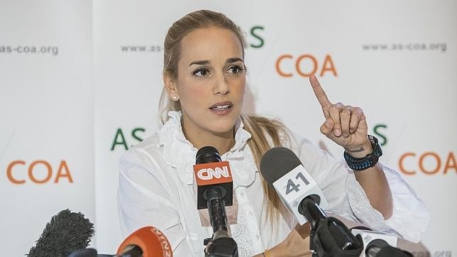 Lilian Tintori teme que la maten a ella, a su marido Leopoldo López y a su familia