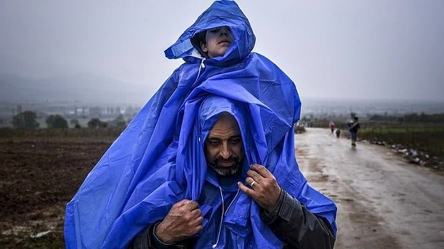 Suecia podría recibir a 190.000 refugiados en 2015, el doble de lo esperado