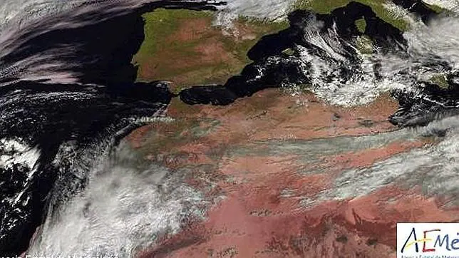 Imagen tomada por el satélite Meteosat para la Aemet con la previsión de lluvia para este viernes en Canarias