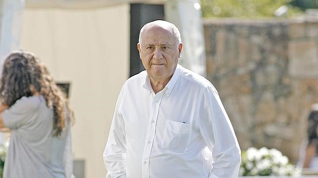 Amancio Ortega, el primer español en coronar la lista Forbes