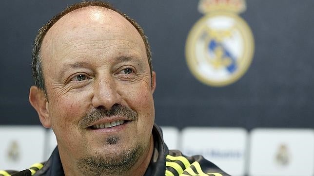 Benítez: «No es serio denunciar sin dar nombres presiones arbitrales en el clásico»