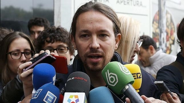 Podemos buscará cinco cambios constitucionales tras el 20-D