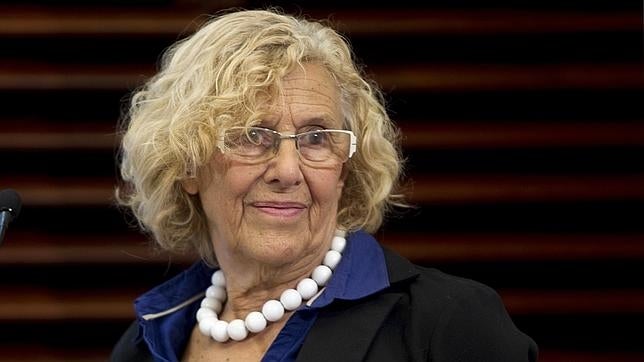 Carmena asegura en Ginebra que siente «vergüenza» de los CIE