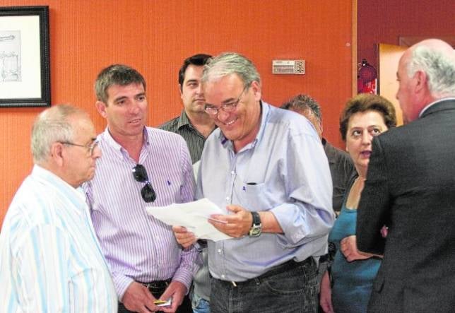 Las cúpulas del PSOE y C’s no ven viable el hexapartito en Torrevieja