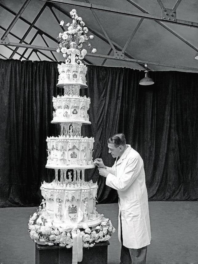 La tarta de Isabel II por la que no pasan los años