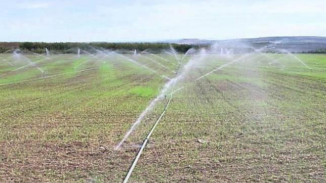 Los regantes se niegan a pagar «el fracaso» del traspaso del Guadalquivir a la Junta