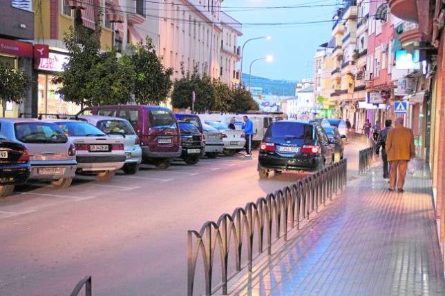 El Ayuntamiento estudia ahora medidas para ampliar la zona azul