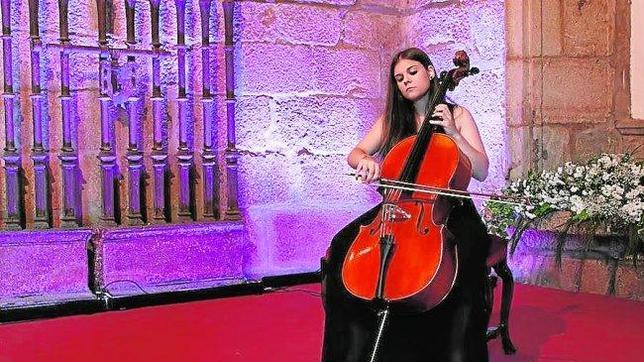 La Catedral de Tui se abre a la música y los talleres