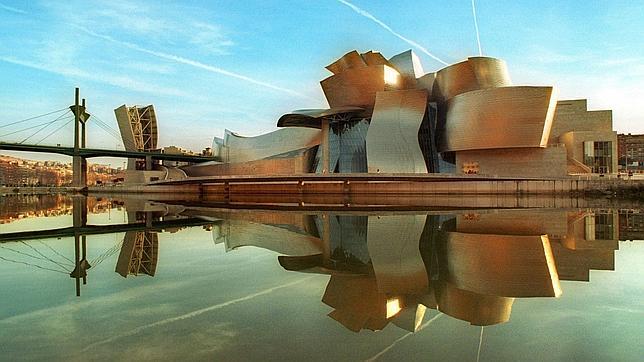 El Guggenheim, un diamante de titanio