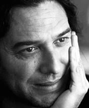 Tomatito: «Huyo de los puristas. Al flamenco le va la anarquía, nunca las dictaduras»