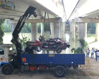 Fallecen cuatro miembros de una familia al caer su coche desde un puente en El Carpio