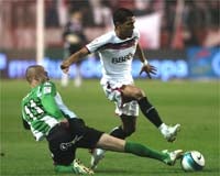 0-0: El miedo a perder deja la eliminatoria abierta