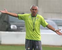 Cúper: «No quiero ganar jugando mal porque así lo que hacemos es confundir a la gente»