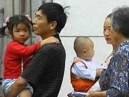 El caso de la leche contaminada china afecta a familias españolas que esperan adoptar