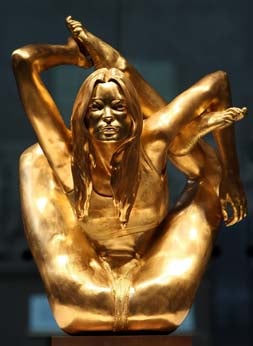 Una estatua de Kate Moss, de oro macizo, en el Museo Británico