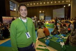 «Los jóvenes del Partido Popular no somos ni pijos ni niños de papá»