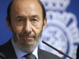 Rubalcaba: «Detrás del espionaje también podrían estar Mortadelo y Filemón»