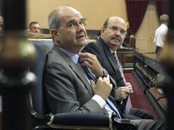 Zapatero margina a Chaves de la primera línea de las negociaciones sobre financiación