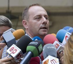 El padre de Marta califica de «alivio» y «vuelta a la cordura» la denegación de libertad a Samuel