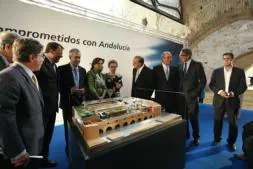 Caixaforum abrirá en las Atarazanas en 2015 su tercer gran centro cultural en España
