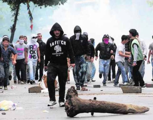 Turquía suaviza la ley antiterrorista