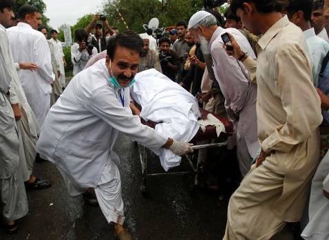 Accidente aéreo en Pakistán: 152 muertos