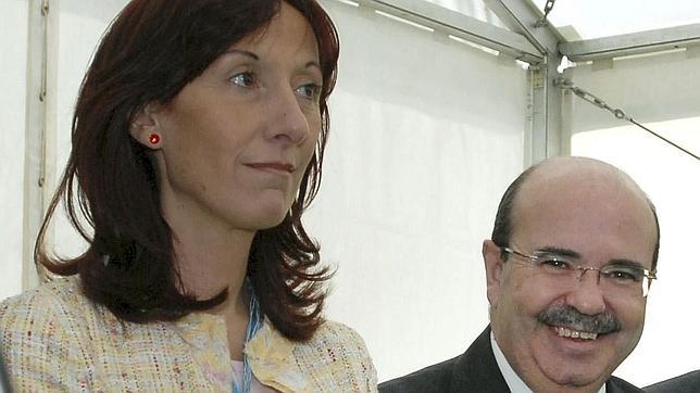 La alcaldesa y los asesores, primero