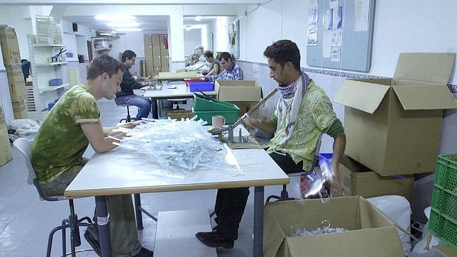 La Junta mantiene sin financiación un taller andaluz de empleo de Cáritas