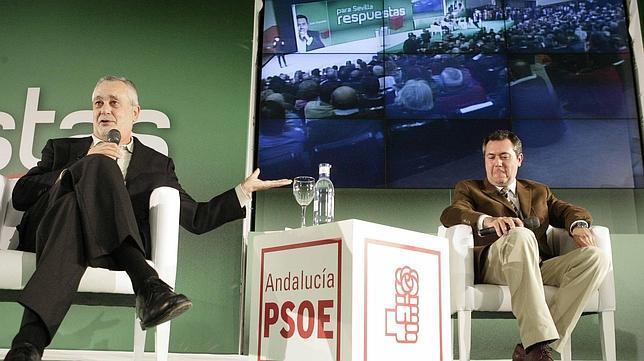 El PSOE escenifica en Fibes el respaldo total del partido al candidato Espadas