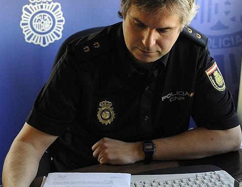 «La gente se atonta con Internet y hace cosas que nunca haría fuera de la Red»