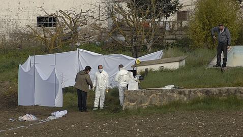 La familia homenajea a la niña muerta en Arriate