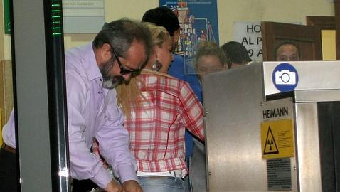 El conseguidor Lanzas abrió la caja irregular con Cárnicas Molina