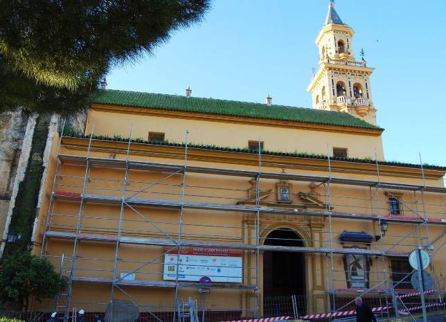 Las obras de restauración de la iglesia de Santiago se reactivan