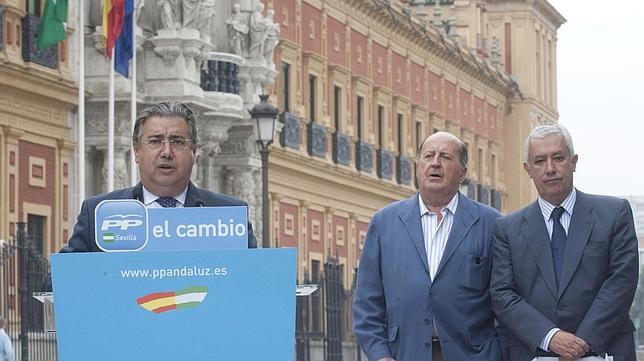 Zoido pide a Griñán que abra San Telmo para uso cultural