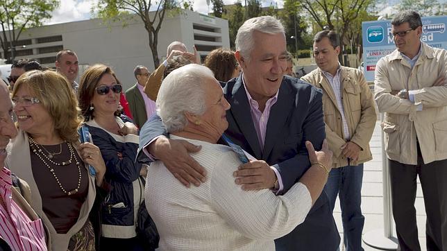 Canal Sur suspende una entrevista con Griñán que el PP iba a recurrir