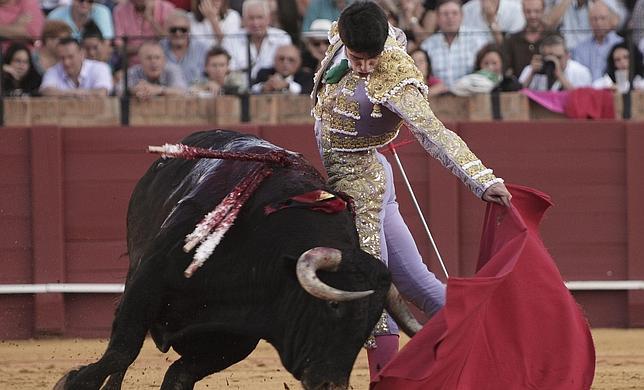 Talavante se viste de verdad y oro