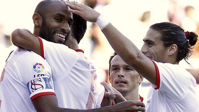 Kanouté, séptima temporada estando siempre al quite