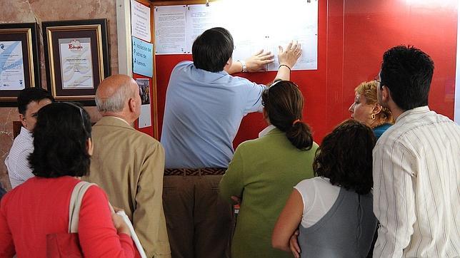 Educación obstaculiza los recursos de padres sin plaza en la concertada