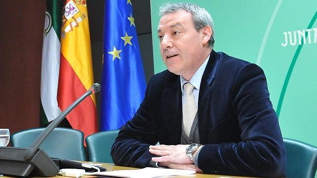 Los opositores andaluces pagan el doble por tasas que en Madrid