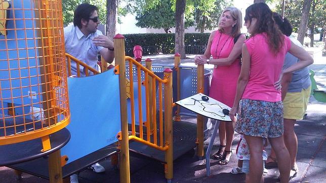 Reparan y adaptan el parque de juegos infantiles de la Plaza de la Concordia