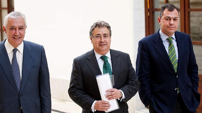Zoido acusa a Griñán de ser el «banquero que busca dinero para los ERE»