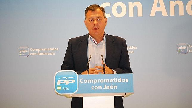 El PP liga el futuro de Griñán con el desenlace del caso
