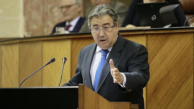 Zoido: «A Griñán, muy pronto, se le va a complicar la cosa mucho más»