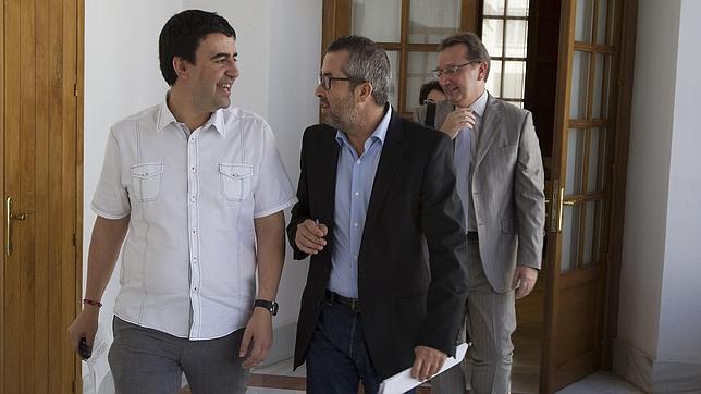 El Parlamento rechaza celebrar el pleno extraordinario sobre los ERE que pedía el PP