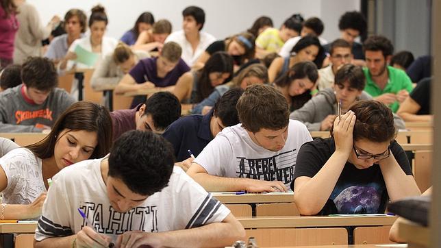 El doble grado de Física y Matemáticas obtiene la nota de corte más alta