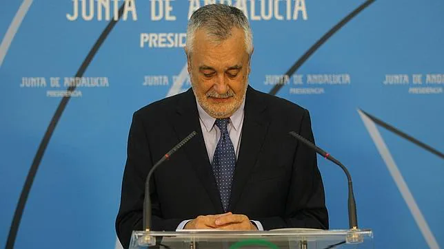 Griñán dimite para liberar al Gobierno andaluz del desgaste político de los ERE