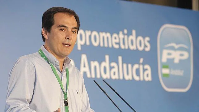 Nieto se descarta como candidato del PP andaluz